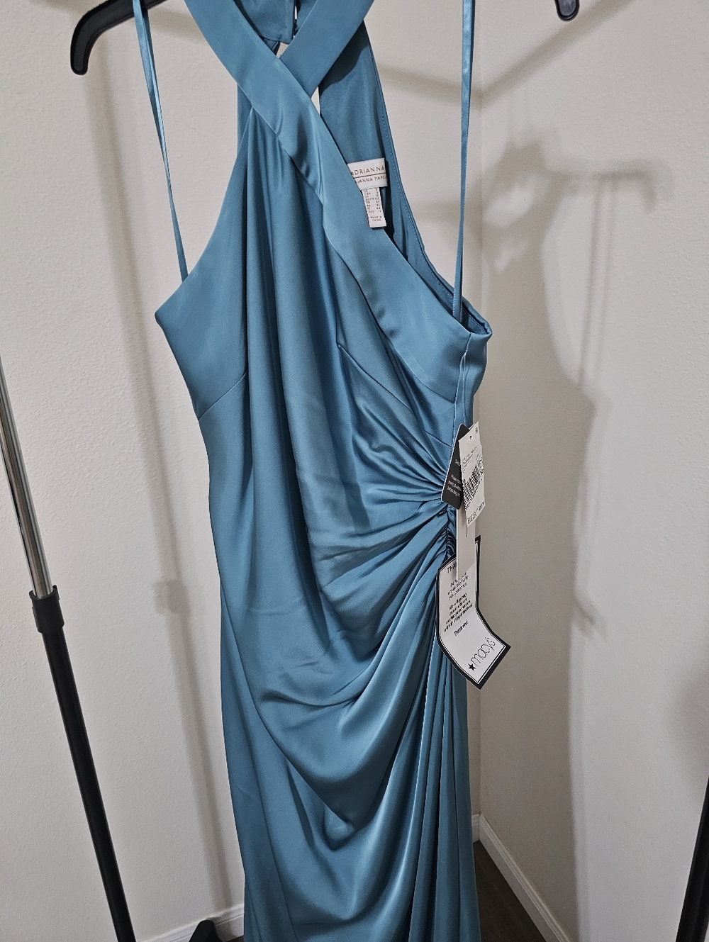 Women's Clothing (671) - Picture 7 of 10